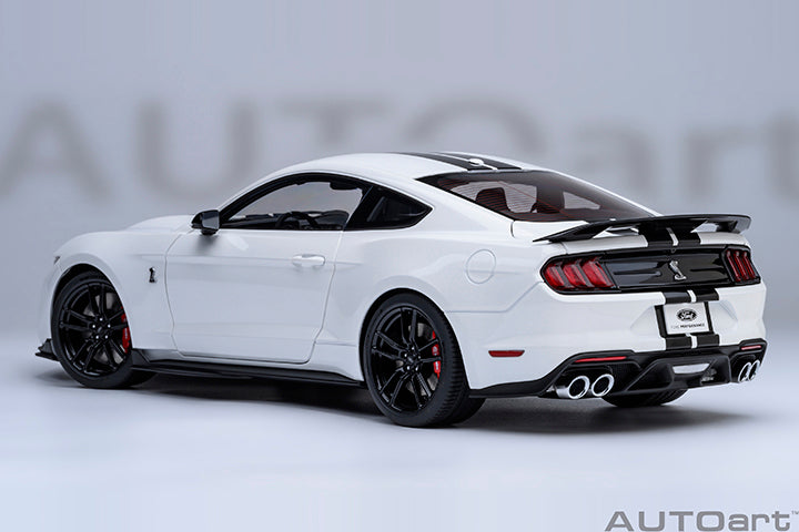 Ford Mustang Shelby GT500 (Oxford White) - 1:18 Scale Model - AUTOart