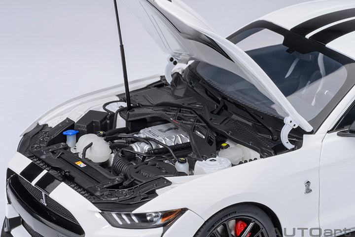 Ford Mustang Shelby GT500 (Oxford White) - 1:18 Scale Model - AUTOart