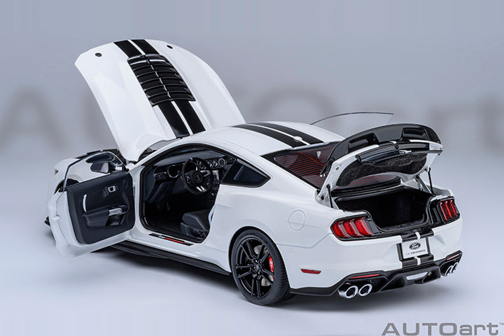 Ford Mustang Shelby GT500 (Oxford White) - 1:18 Scale Model - AUTOart