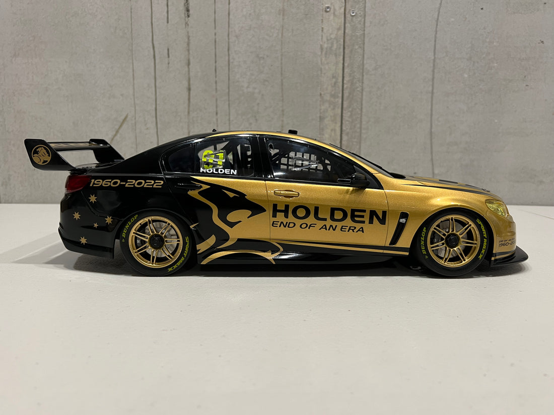 1:12 Holden VF Commodore - Holden End of an Era Special Edition - AUTHENTIC COLLECTABLES