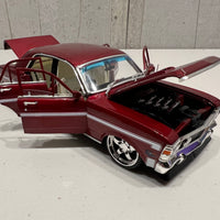 Cherry Bomb XW Custom - 1:24 Scale Diecast Model - DDA