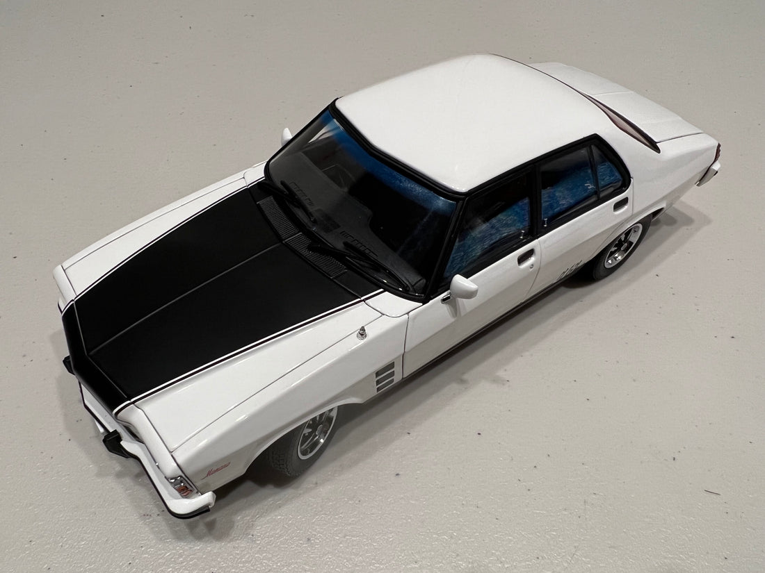 HOLDEN HX MONARO GTS SEDAN – COTILLION WHITE - 1:18 DIECAST MODEL