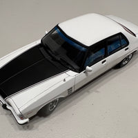 HOLDEN HX MONARO GTS SEDAN – COTILLION WHITE - 1:18 DIECAST MODEL