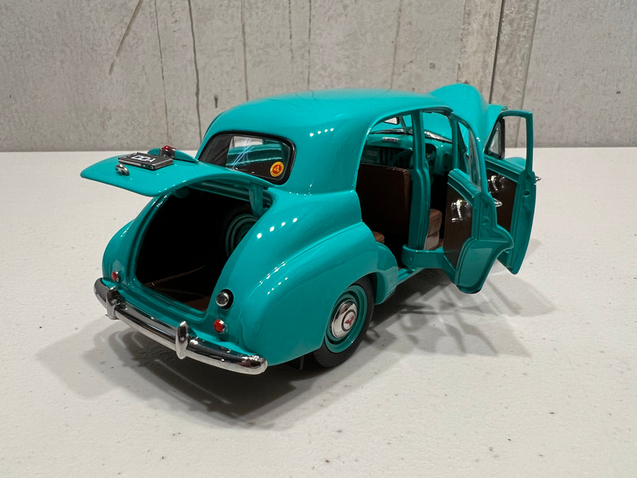 1948 GREEN FX HOLDEN SEDAN - 1:24 SCALE DIECAST MODEL - DDA