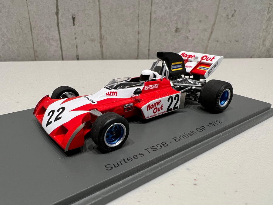 Surtees TS9B No.22 British GP 1972 - Tim Schenken - 1:43 Scale Resin Model Car - Spark