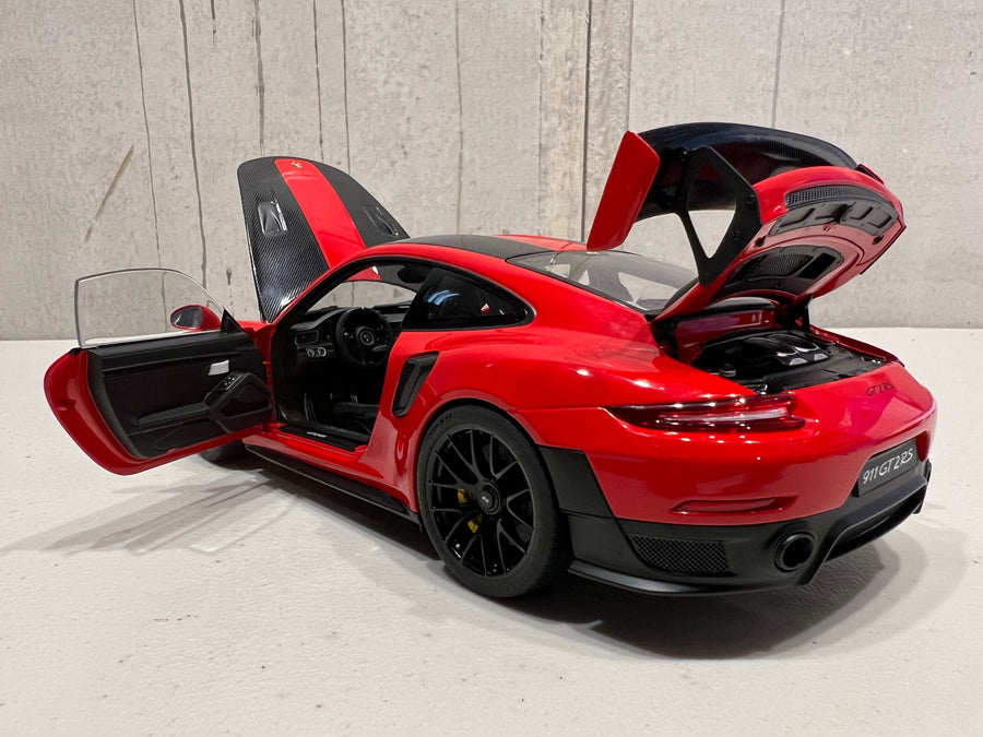 PORSCHE 911 (991.2) GT2 RS WEISSACH PACKAGE ( GUARDS RED ) AUTOART 1:18