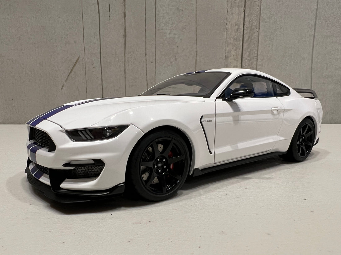 Shelby gt350r shop diecast