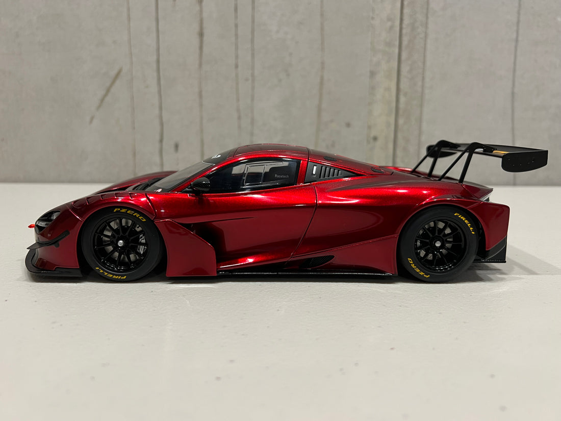 McLAREN 720S GT3 (VOLCANO RED) - 1:18 SEALED BODY - AUTOART