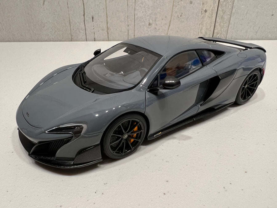 McLAREN 675LT (CHICANE GREY) 1:18 - AUTOART