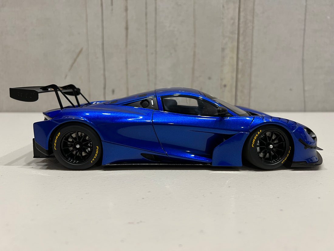 McLAREN 720S GT3 (AZURE BLUE) - SEALED BODY 1:18 - AUTOART