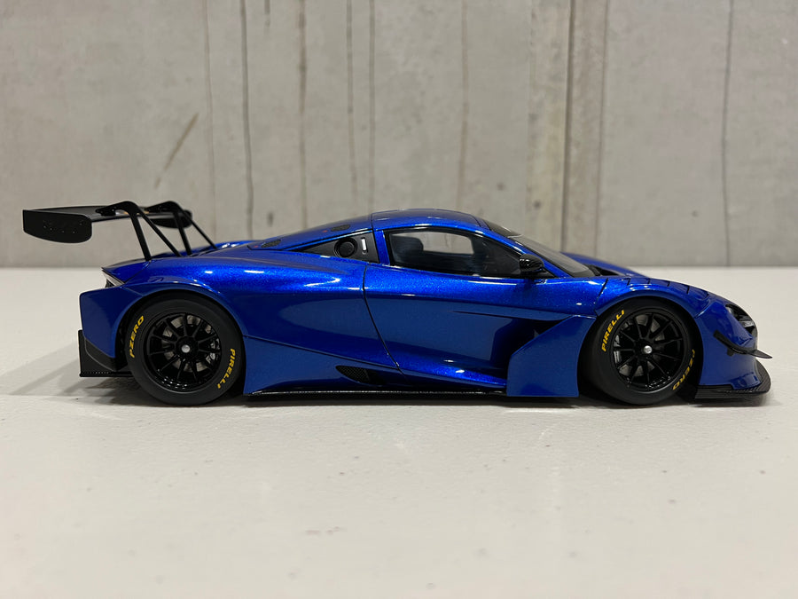 McLAREN 720S GT3 (AZURE BLUE) - SEALED BODY 1:18 - AUTOART