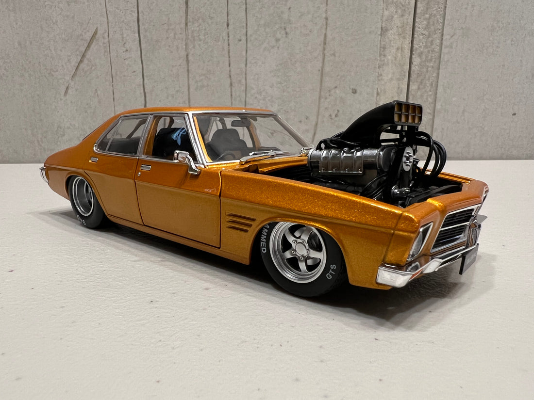 *PRE-ORDER* "KILLER HQ" Gold Blown 4 Door Monaro - 1:24 Scale Diecast Model - DDA