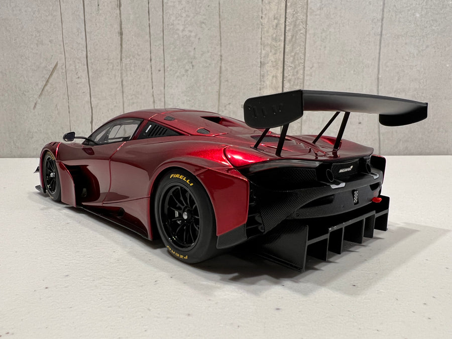 McLAREN 720S GT3 (VOLCANO RED) - 1:18 SEALED BODY - AUTOART