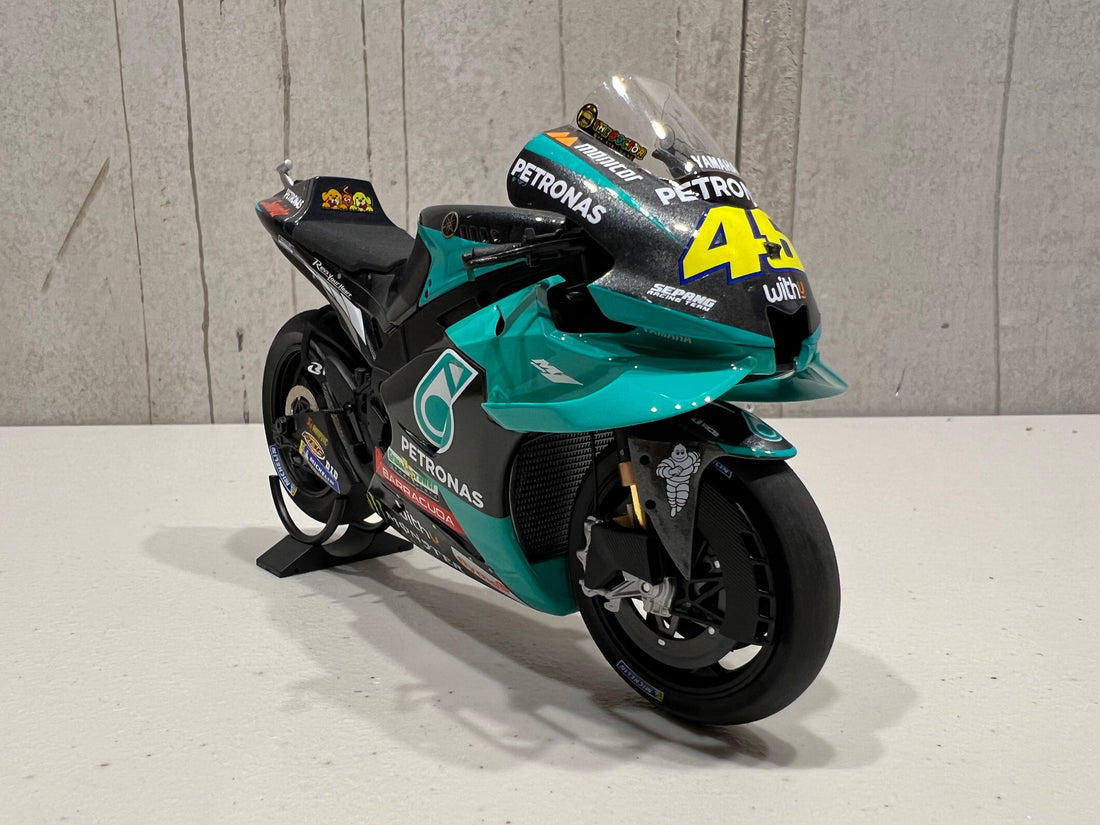 VALENTINO ROSSI 2021 TEAM PETRONAS YAMAHA  YZR-M1 SRT QATAR TEST 1:12 DIECAST MODEL