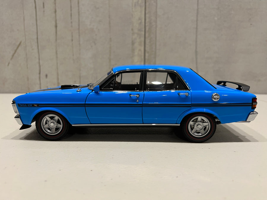 FORD XY FALCON PHASE III GT-HO - TRUE BLUE 1:18 SCALE DIECAST MODEL