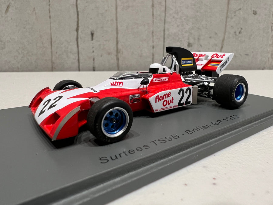 Surtees TS9B No.22 British GP 1972 - Tim Schenken - 1:43 Scale Resin Model Car - Spark