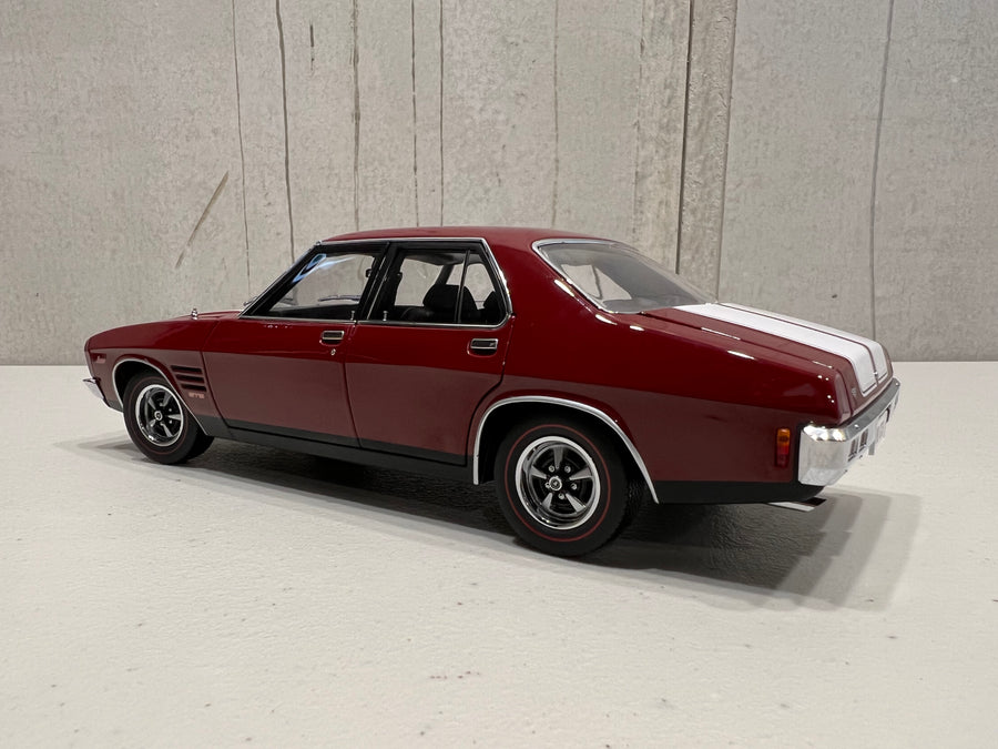 HOLDEN HQ GTS MONARO - BURGUNY SEDAN - 1:18 DIECAST MODEL