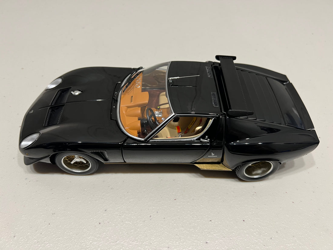 Lamborghini Miura SVR - Black/Gold - 1:18 Scale Diecast Model Car -Kyosho