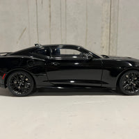 CHEVROLET CAMARO ZL1 2017 (BLACK) - 1:18 SCALE COMPOSITE MODEL - AUTOART