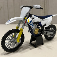 HUSQVARNA FC450 - 1:12 SCALE - DIRTBIKE MODEL