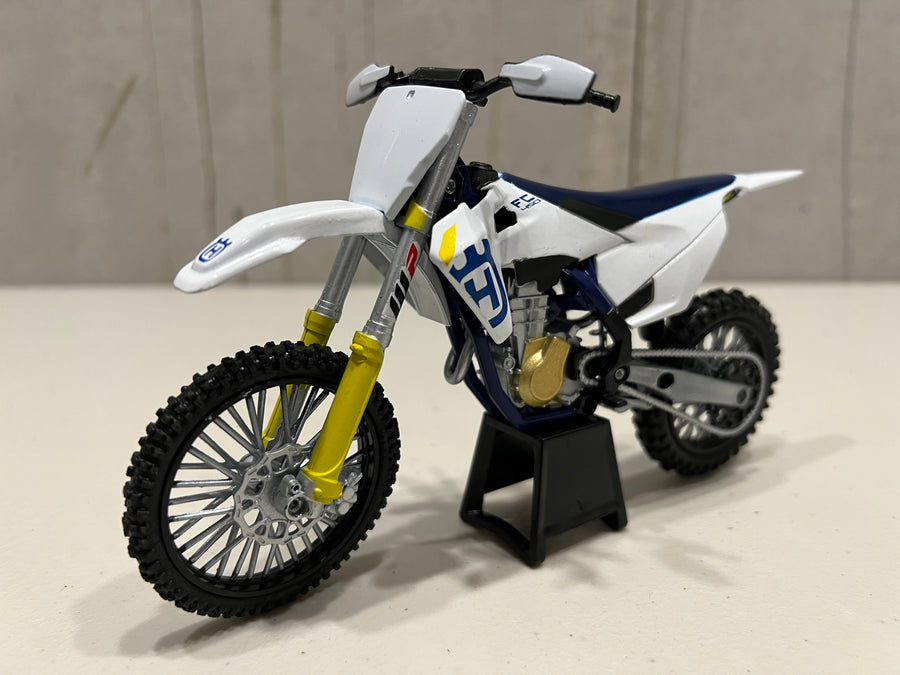 HUSQVARNA FC450 - 1:12 SCALE - DIRTBIKE MODEL