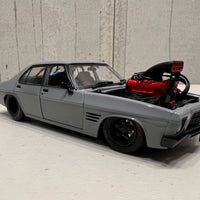 BLOWN HQ GTS CUSTOM MONARO - 1:24 SCALE DIECAST MODEL