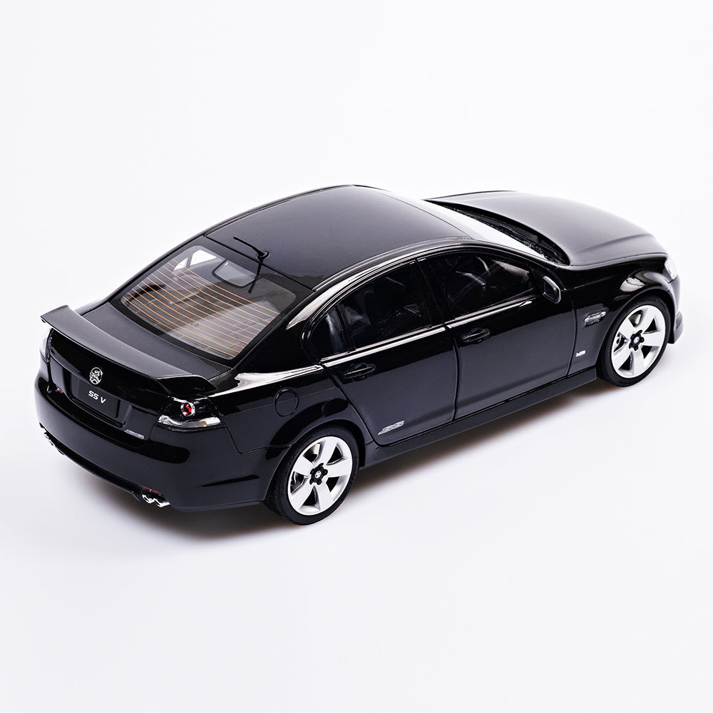Holden VE Commodore SS V - Phantom Metallic - 1:18 Scale Diecast Model - Authentic Collectables