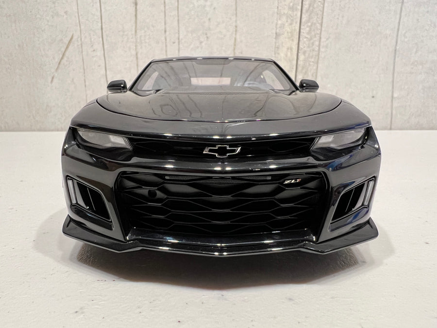 CHEVROLET CAMARO ZL1 2017 (BLACK) - 1:18 SCALE COMPOSITE MODEL - AUTOART