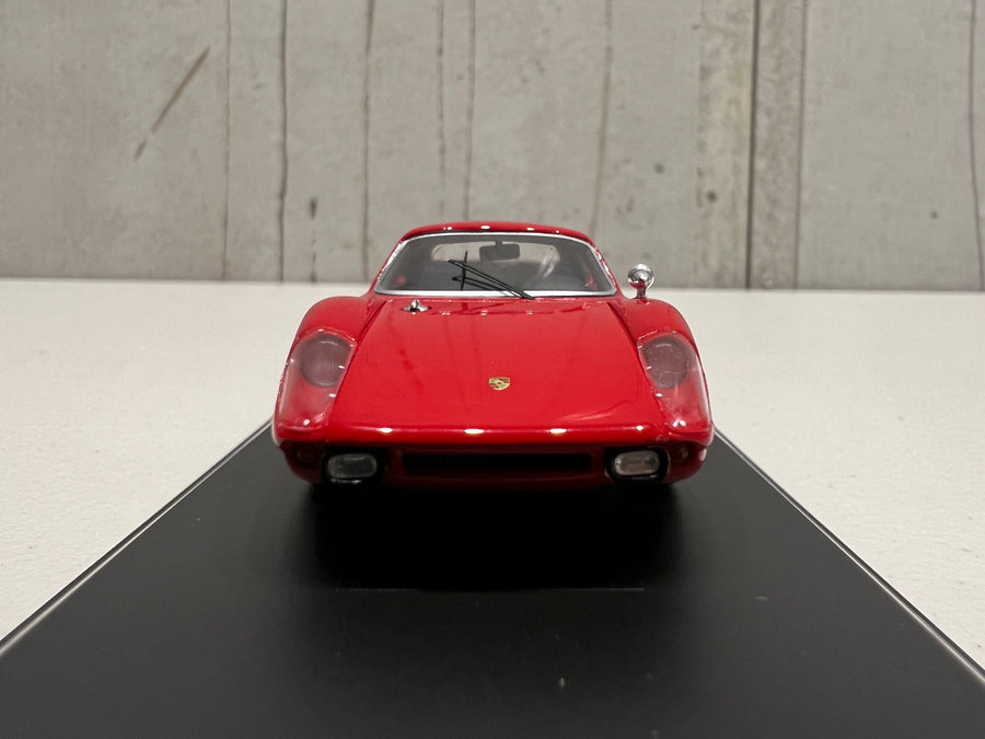 Porsche 904 GTS Red - 1:43 Scale Resin Model Car - Spark