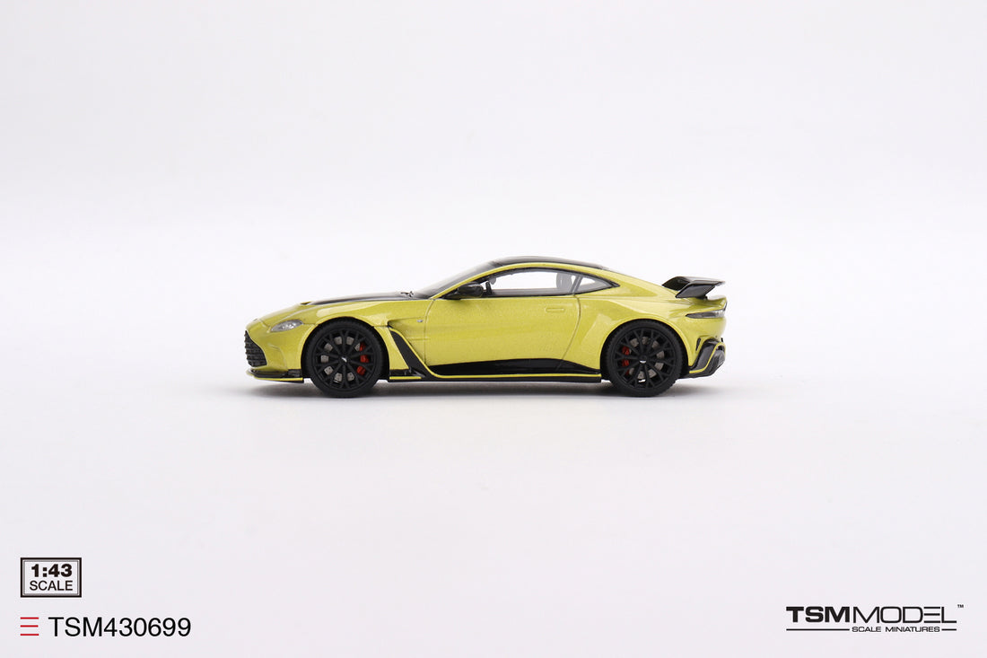 ASTON MARTIN V12 VANTAGE - 1:43 SCALE MODEL - TSM
