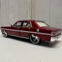 Cherry Bomb XW Custom - 1:24 Scale Diecast Model - DDA