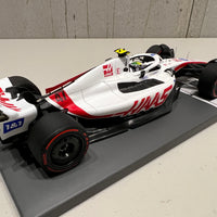 HAAS F1 TEAM VF-22 - MICK SCHUMACHER - BAHRAIN GP 2022 - 1:18 Scale Resin Model Car - Minichamps