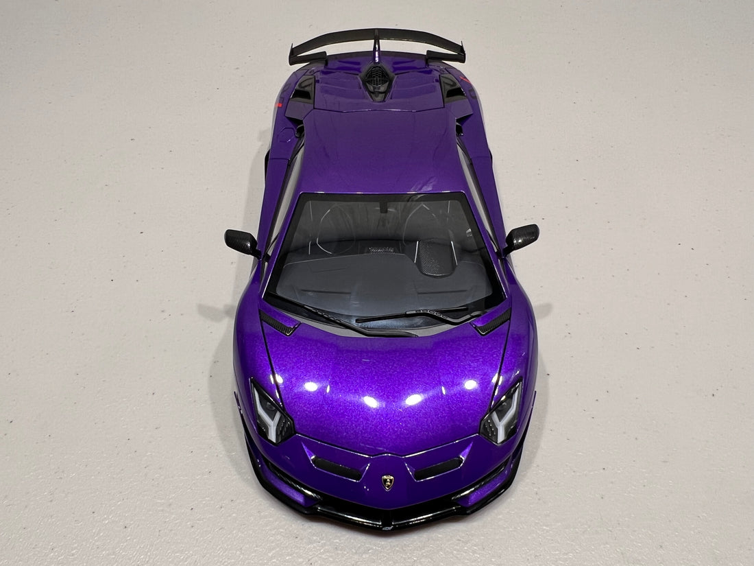 LAMBORGHINI AVENTADOR SVJ (VIOLA PASIFAE/PEARL PURPLE) 1:18 - AUTOART