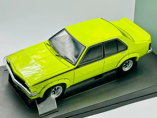 HOLDEN LH TORANA L34 SLR5000 - BARBADOS GREEN - 1:18 SCALE DIECAST MODEL - AUTOart