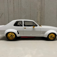 PETER BROCK - LJ TORANA V8 SPORTS SEDAN "BEAST BROCK" - 1 OF 52 - 1:18 SCALE MODEL