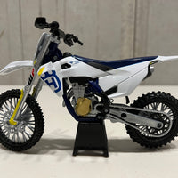 HUSQVARNA FC450 - 1:12 SCALE - DIRTBIKE MODEL