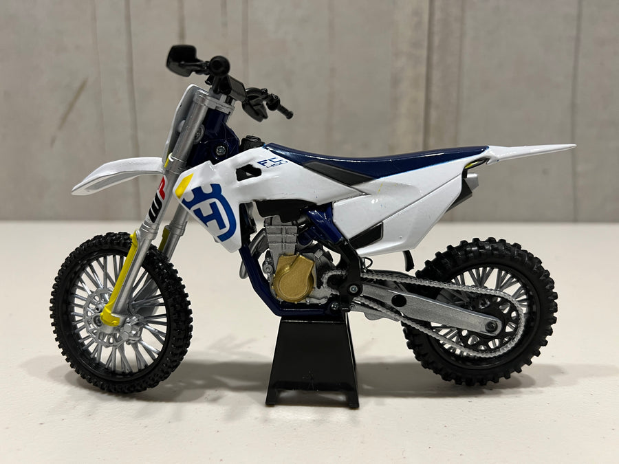 HUSQVARNA FC450 - 1:12 SCALE - DIRTBIKE MODEL