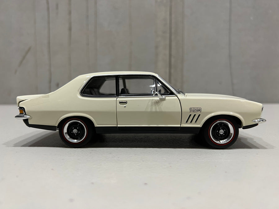 CUSTARD LJ GTR XU-1 TORANA - 1:24 SCALE DIECAST MODEL - DDA