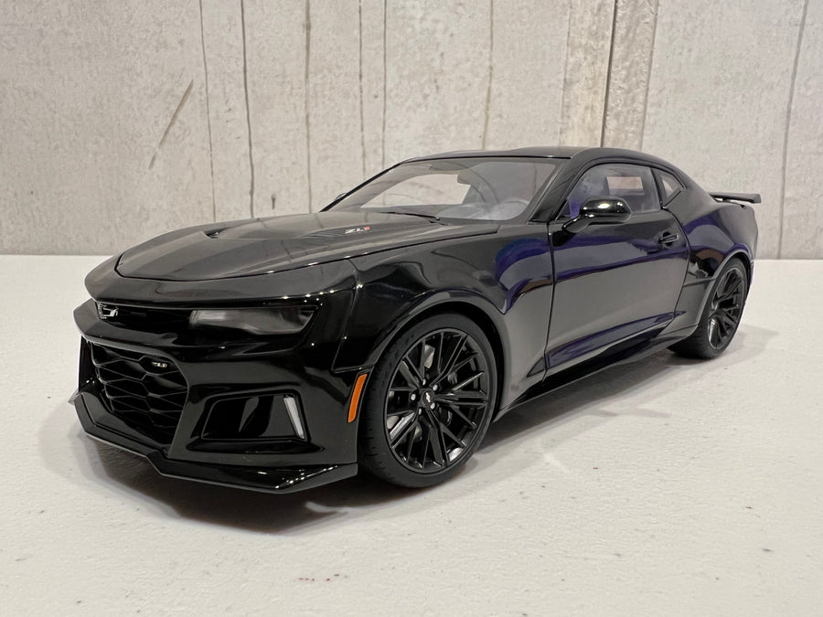 CHEVROLET CAMARO ZL1 2017 (BLACK) - 1:18 SCALE COMPOSITE MODEL - AUTOART