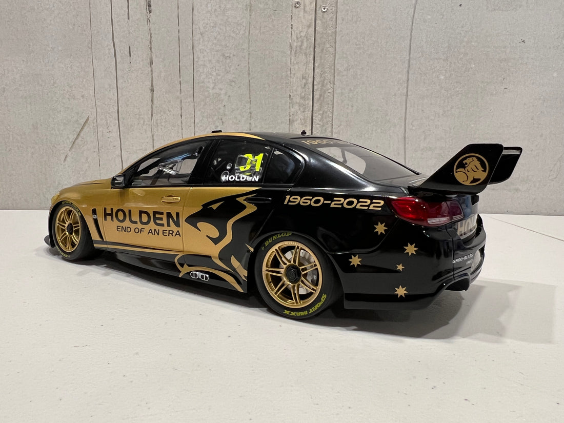 1:12 Holden VF Commodore - Holden End of an Era Special Edition - AUTHENTIC COLLECTABLES