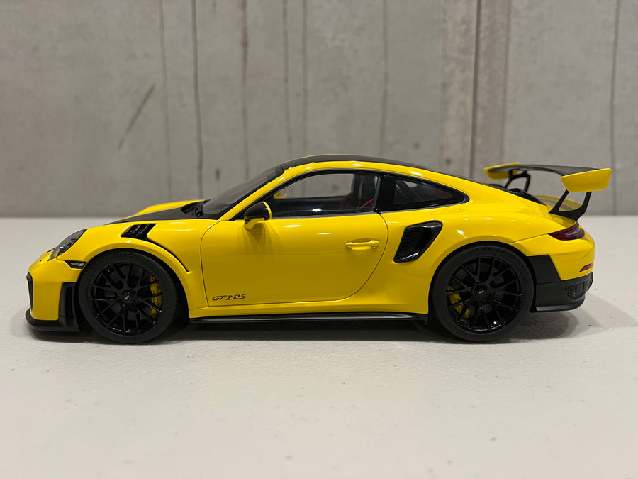 PORSCHE 911 (991.2) GT2 RS WEISSACH PACKAGE (RACING YELLOW)