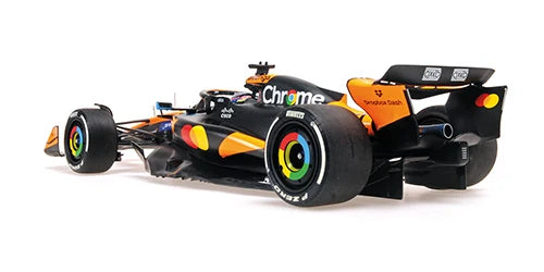 2025 OSCAR PIASSTRI - CHINESE GP WINNER - #81 McLAREN MCL39 - 1:18 SCALE MODEL  Minichamps
