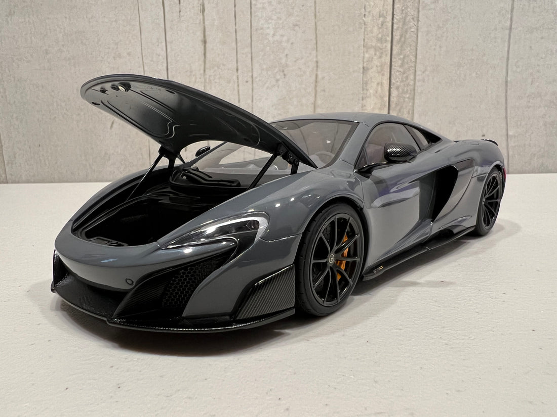 McLAREN 675LT (CHICANE GREY) 1:18 - AUTOART