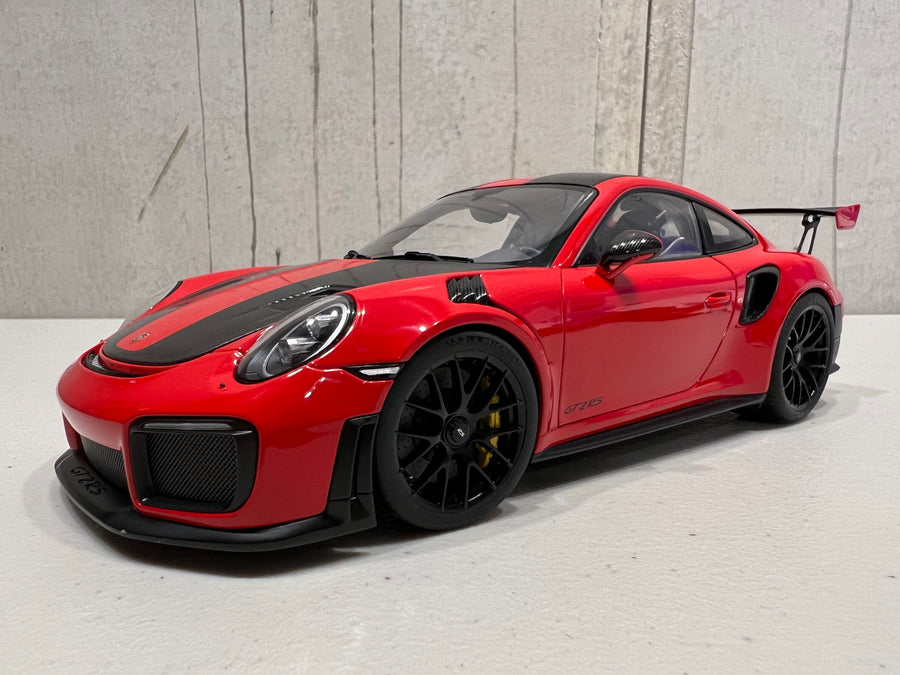 PORSCHE 911 (991.2) GT2 RS WEISSACH PACKAGE ( GUARDS RED ) AUTOART 1:18