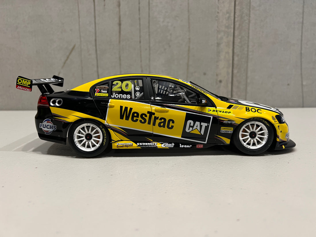 ANDREW JONES - 2012 WESTRAC HOLDEN VEII COMMODORE - DUNLOP SERIES - 1:18 SCALE DIECAST MODEL - BIANTE