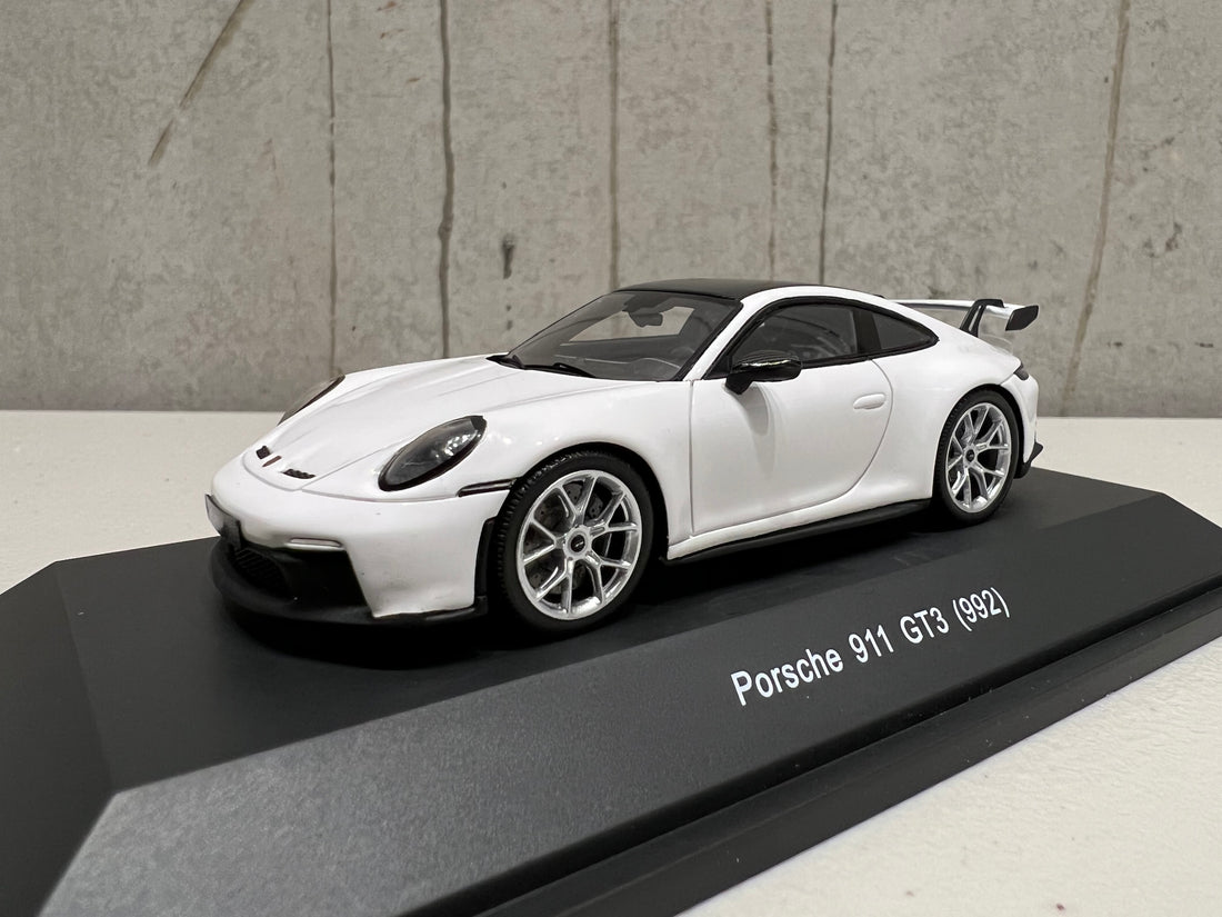 Porsche 992 GT3 White - 1:43 Scale Resin Model Car - Spark