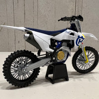 HUSQVARNA FC450 - 1:12 SCALE - DIRTBIKE MODEL