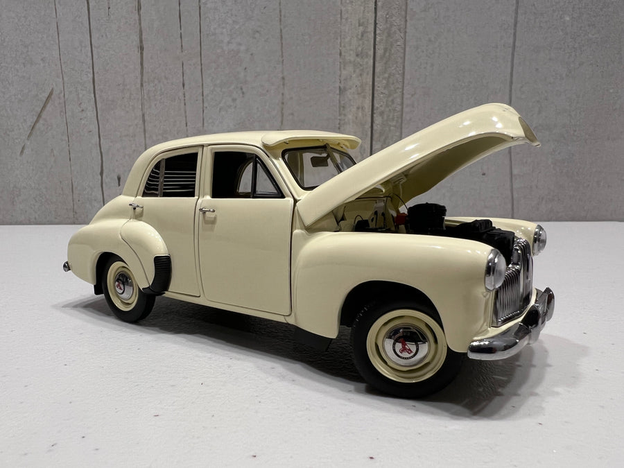 1948 CREAM FX HOLDEN SEDAN - 1:24 SCALE DIECAST MODEL - DDA