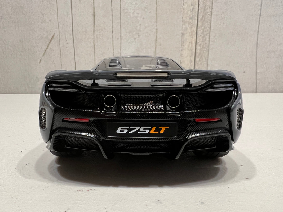 McLAREN 675LT (CHICANE GREY) 1:18 - AUTOART