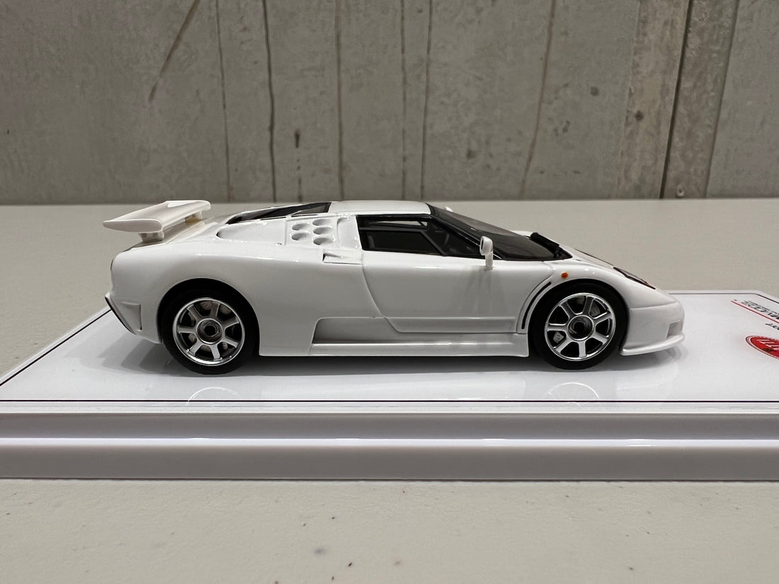 Bugatti EB110 Super Sport Bianco Monaco - 1:43 Scale Resin Model Car - TSM
